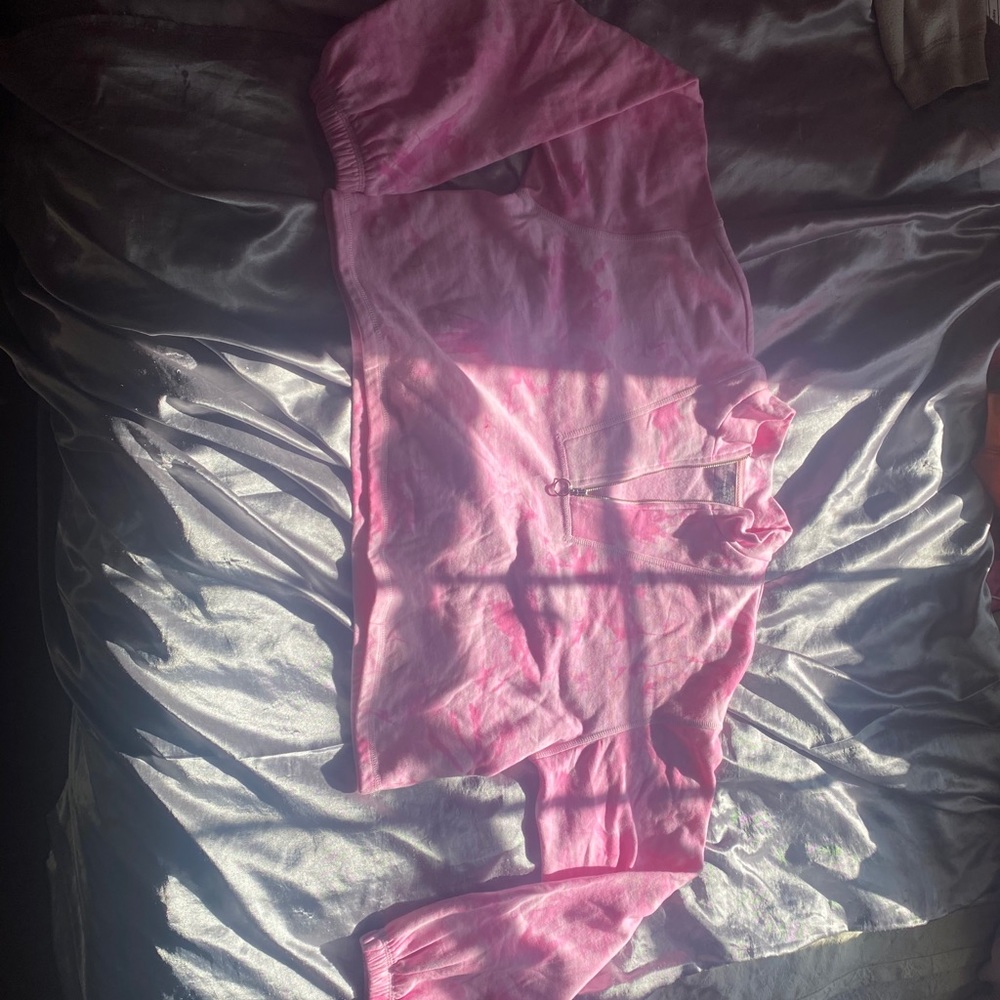 Pink Tie-dye size XL